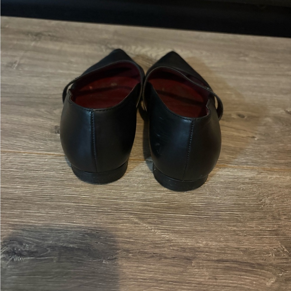 CHANEL Black Leather Pointed Mary Jane Flats with Burgundy Lining - Picture 4 of 5